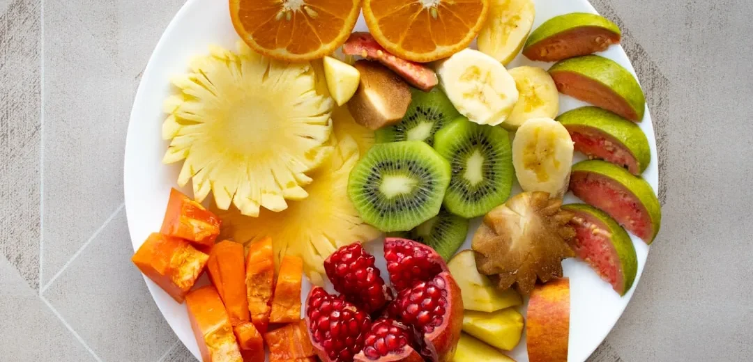 Children eating fresh fruit
